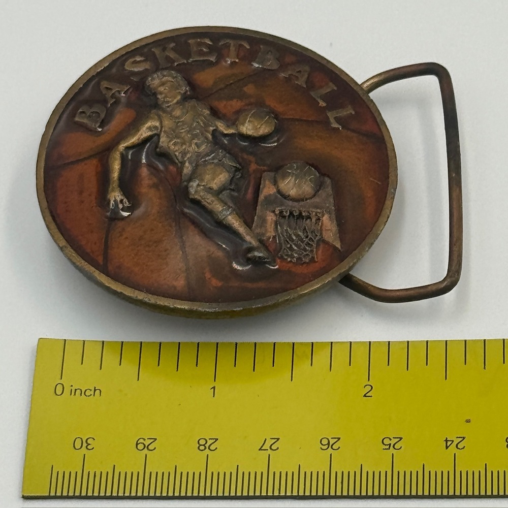 Vintage Basketball Player 3D Relief Round Belt Buckle Bronze Tone Retro Sports - Picture 7 of 11